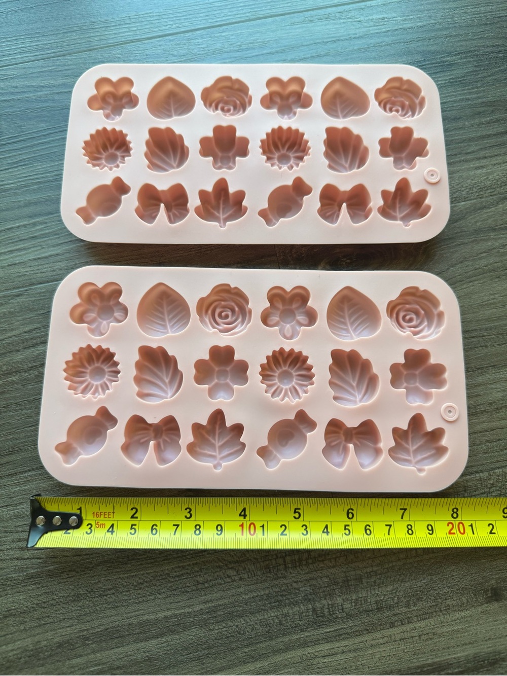 Pink 3D Floral Silicone Mold Set for Baking - Picture 3 of 4